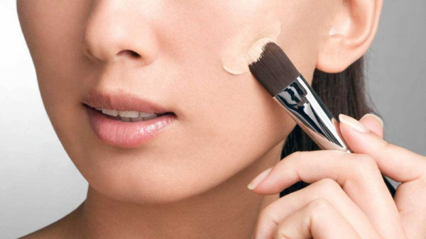 7 лучших основ макияжа: как выбрать, плюсы и минусы, отзывы, стоимость
